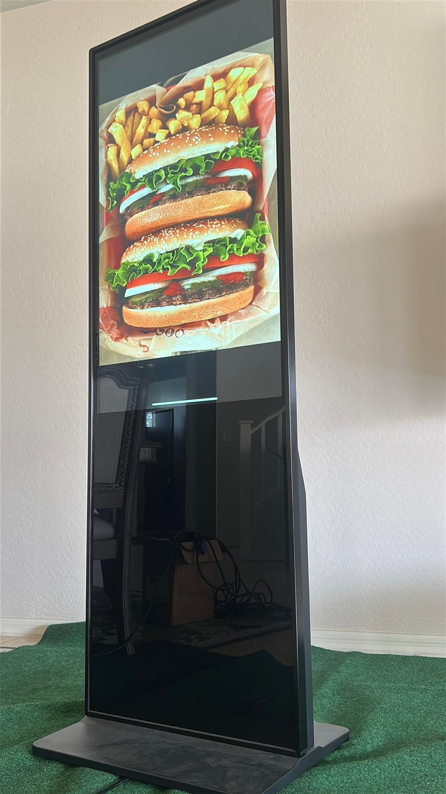 LCD digital signage display detail